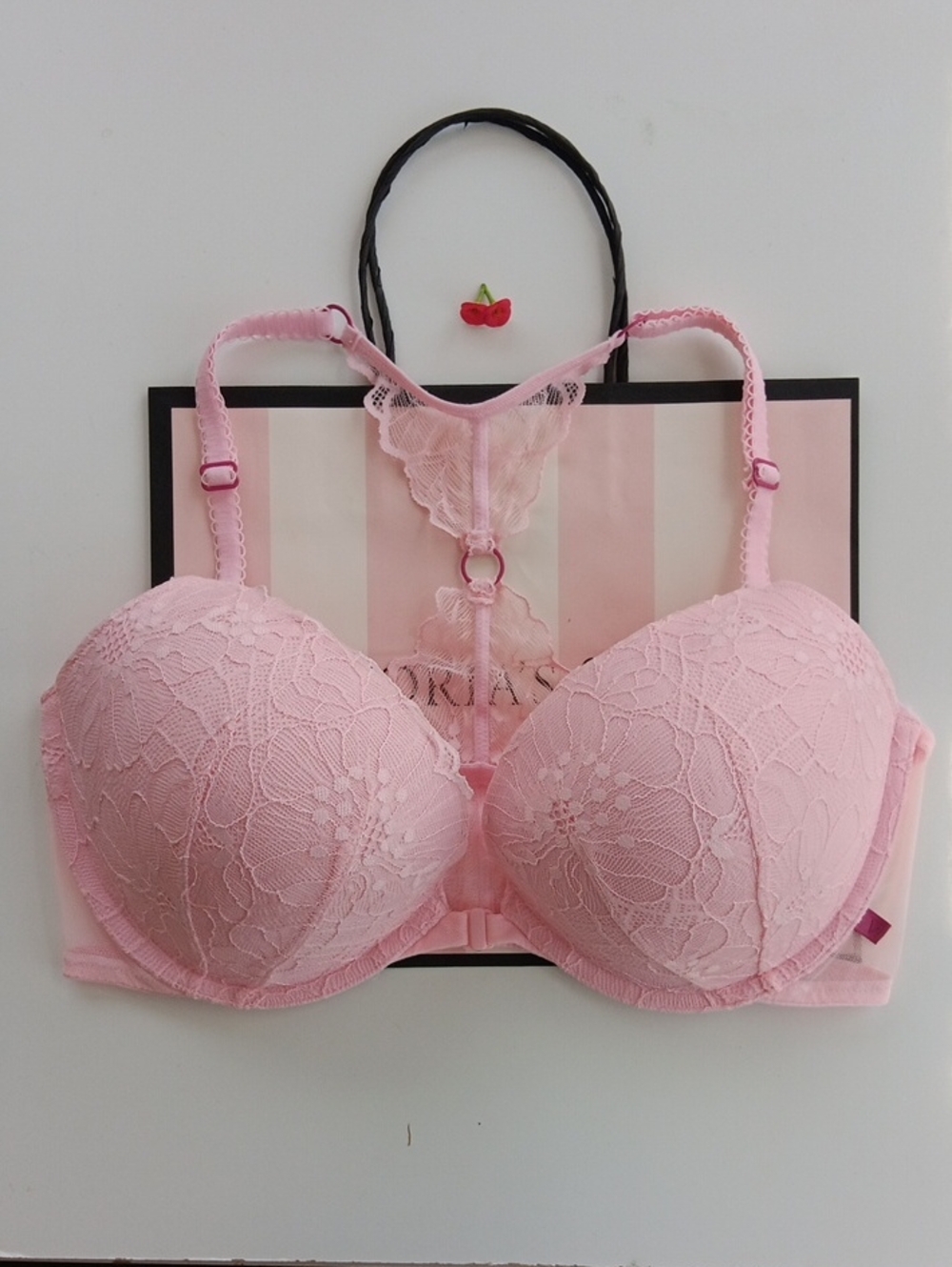 Victoria's Secret Light Pink Lace Push-Up Bra Size36D